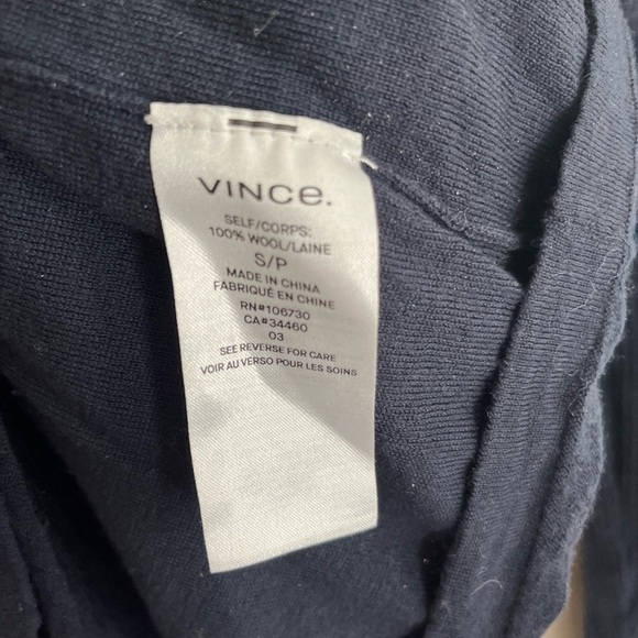 Vince Men's Sweater - Picture 5 of 5